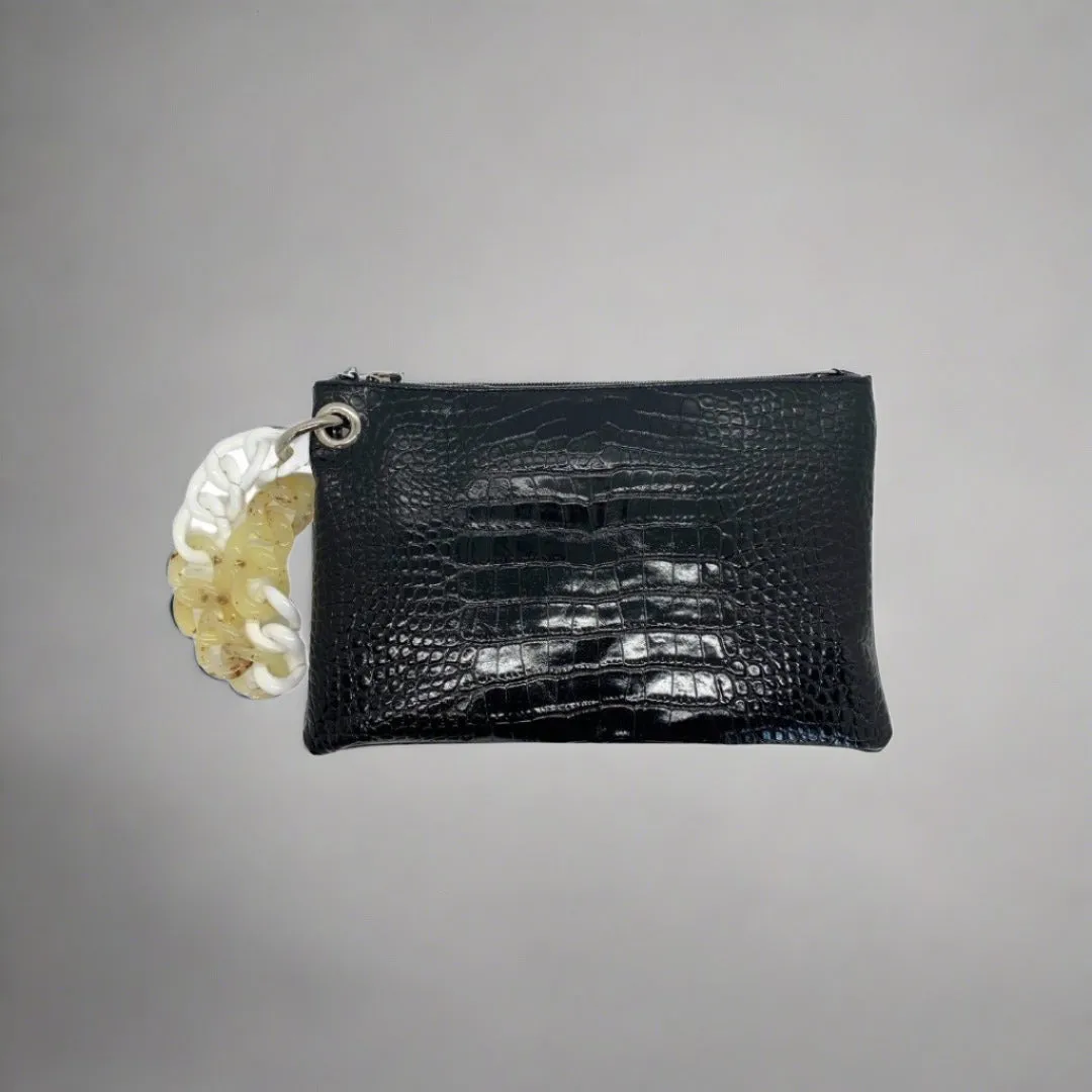 Armonia Wristlet