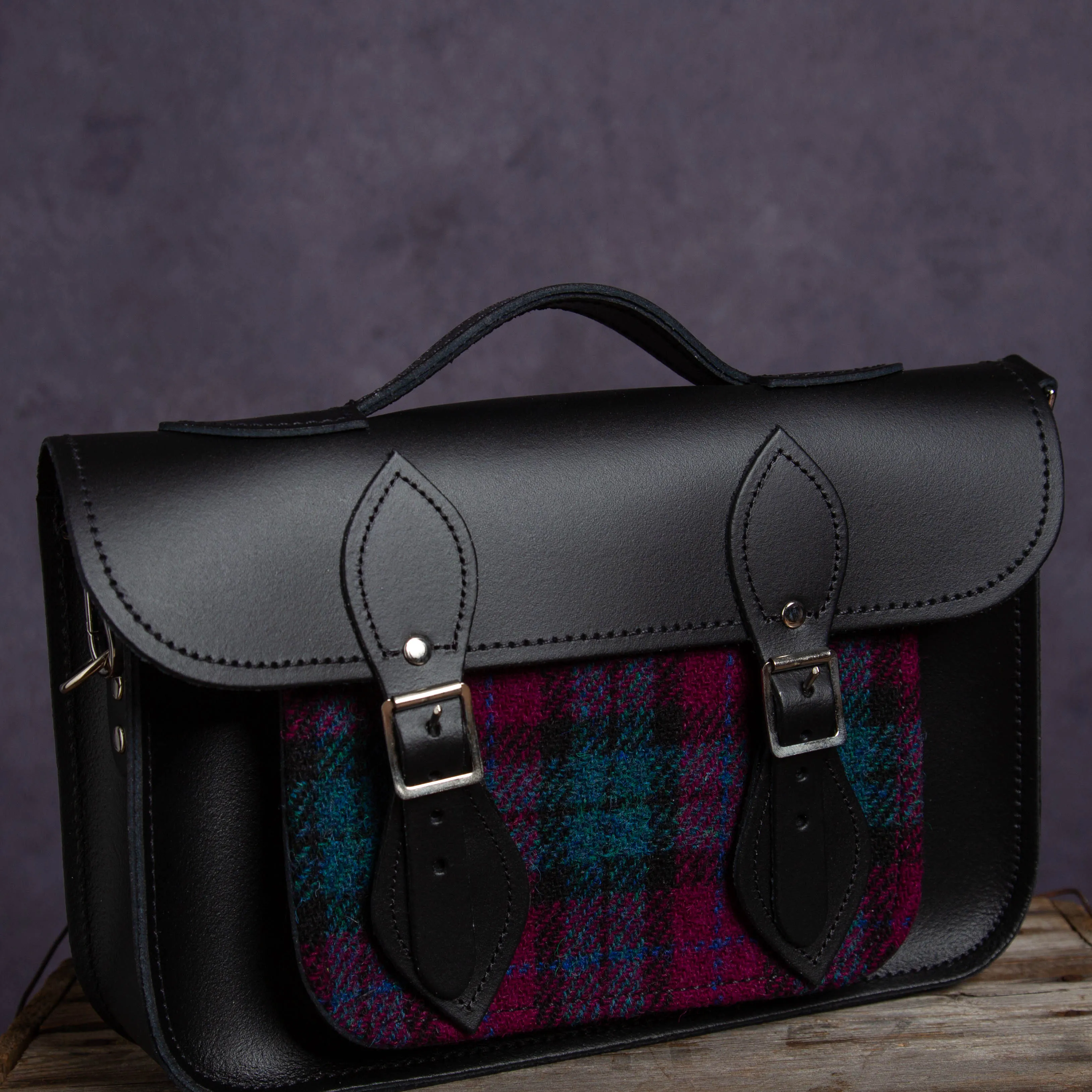 Small Satchel 08